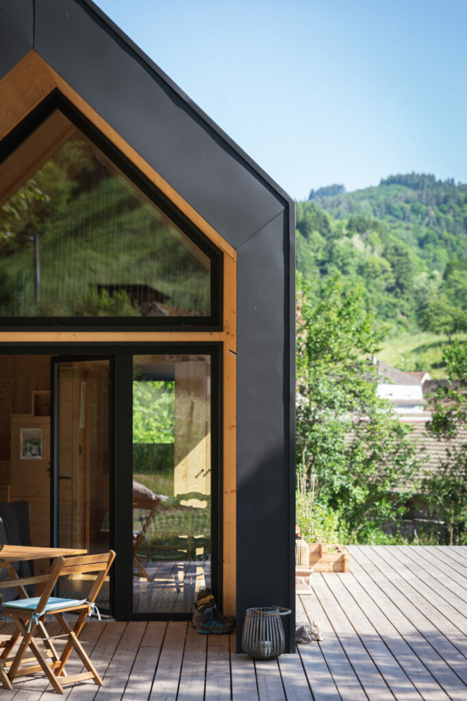 détail d'un bardage en zinguerie